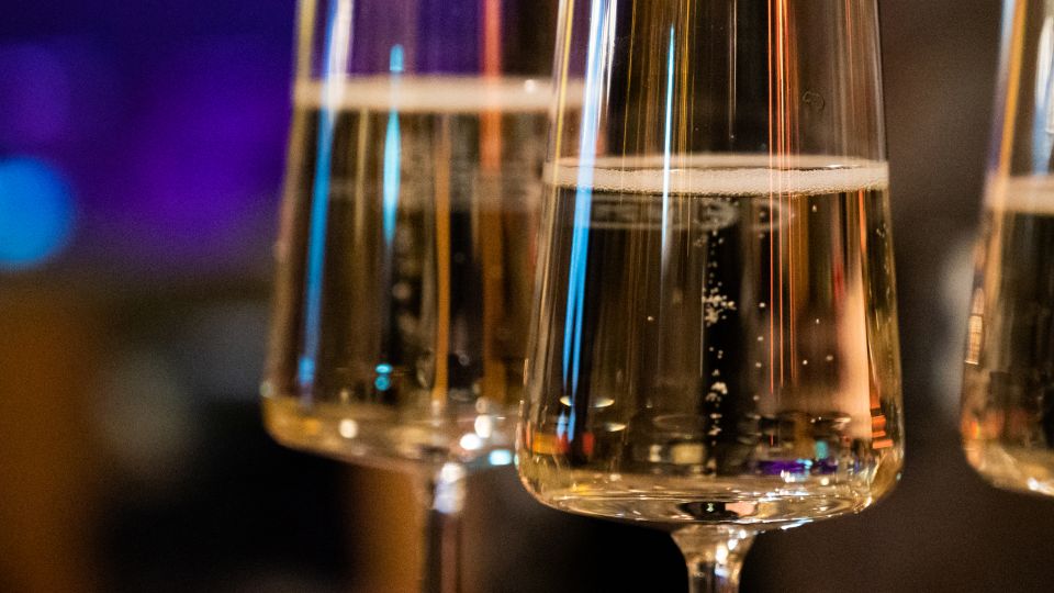 Sekt im BOWL & CO.
