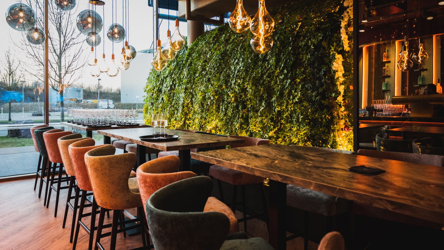 Restaurant im BOWL & CO.
